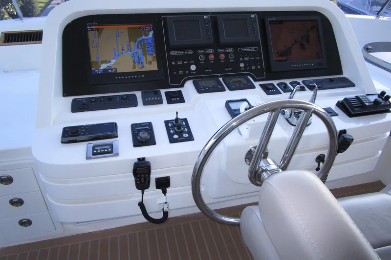 Seaseid Yacht Photos Pics Helm