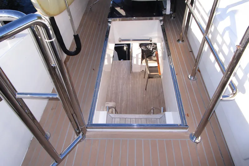 Seaseid Yacht Photos Pics Boat deck steps to aft deck