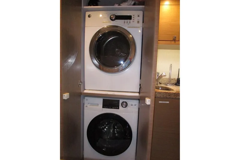 Seaseid Yacht Photos Pics Second set of washer/dryer