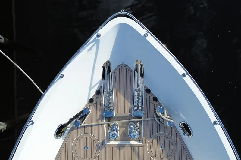 Seaseid Yacht Photos Pics Bow Lounge