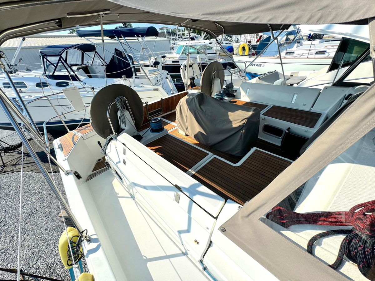 2019 Jeanneau 44 
