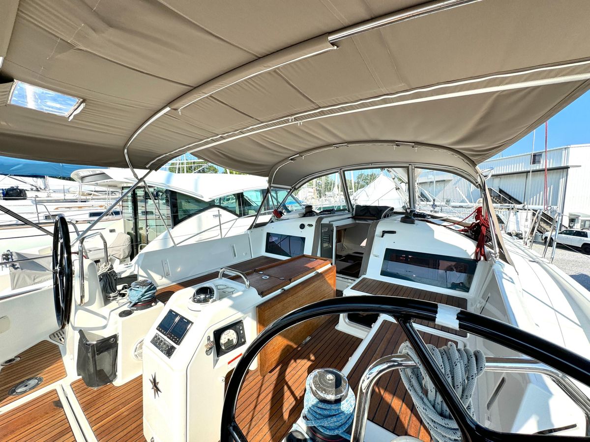 2019 Jeanneau 44 