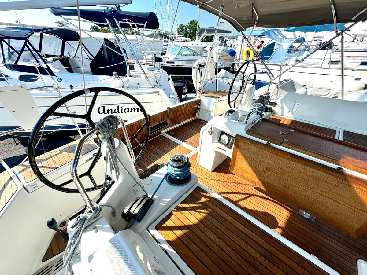 2019 Jeanneau 44 