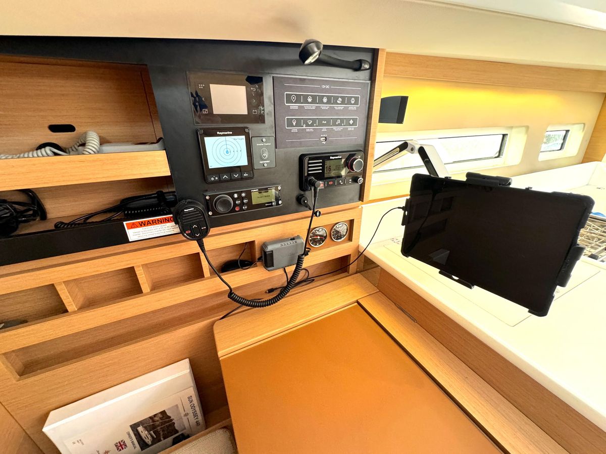 2019 Jeanneau 44 