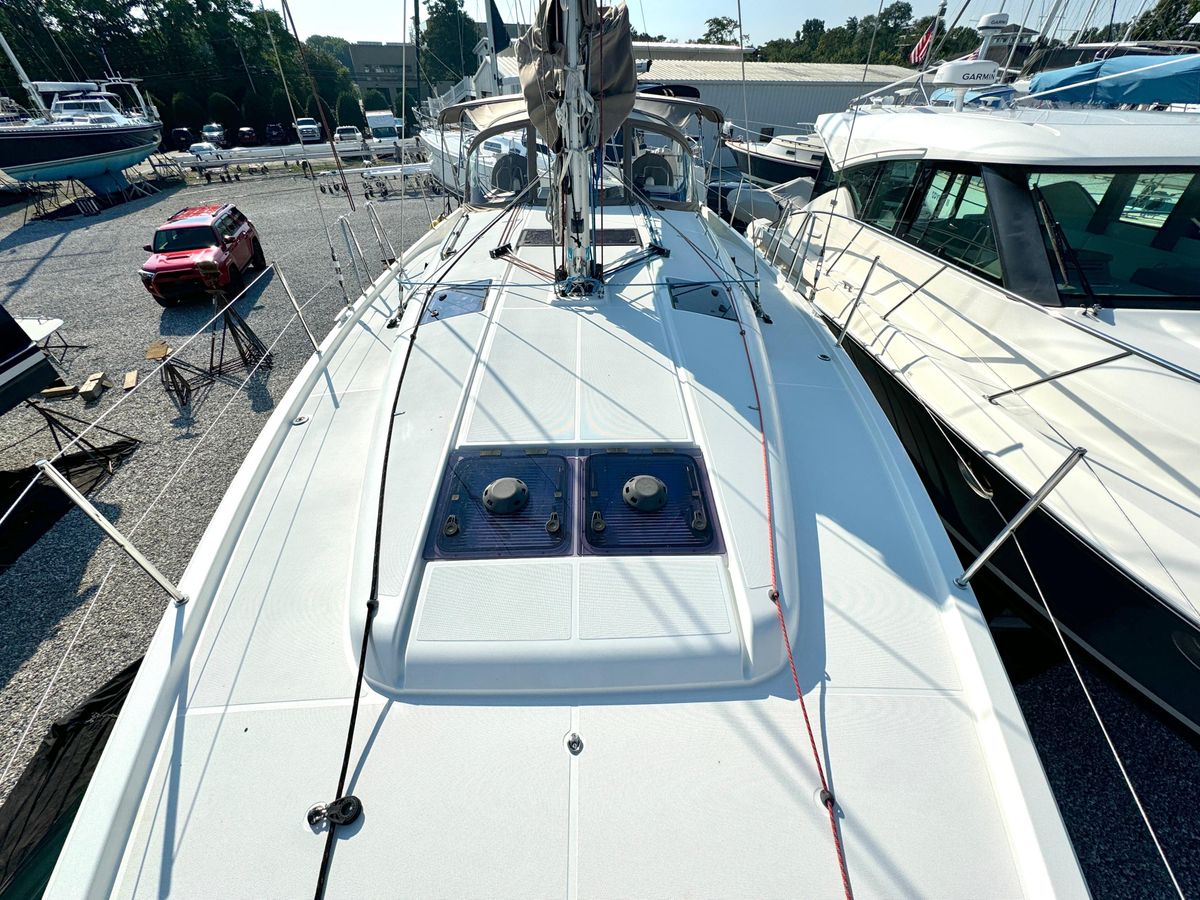 2019 Jeanneau 44 