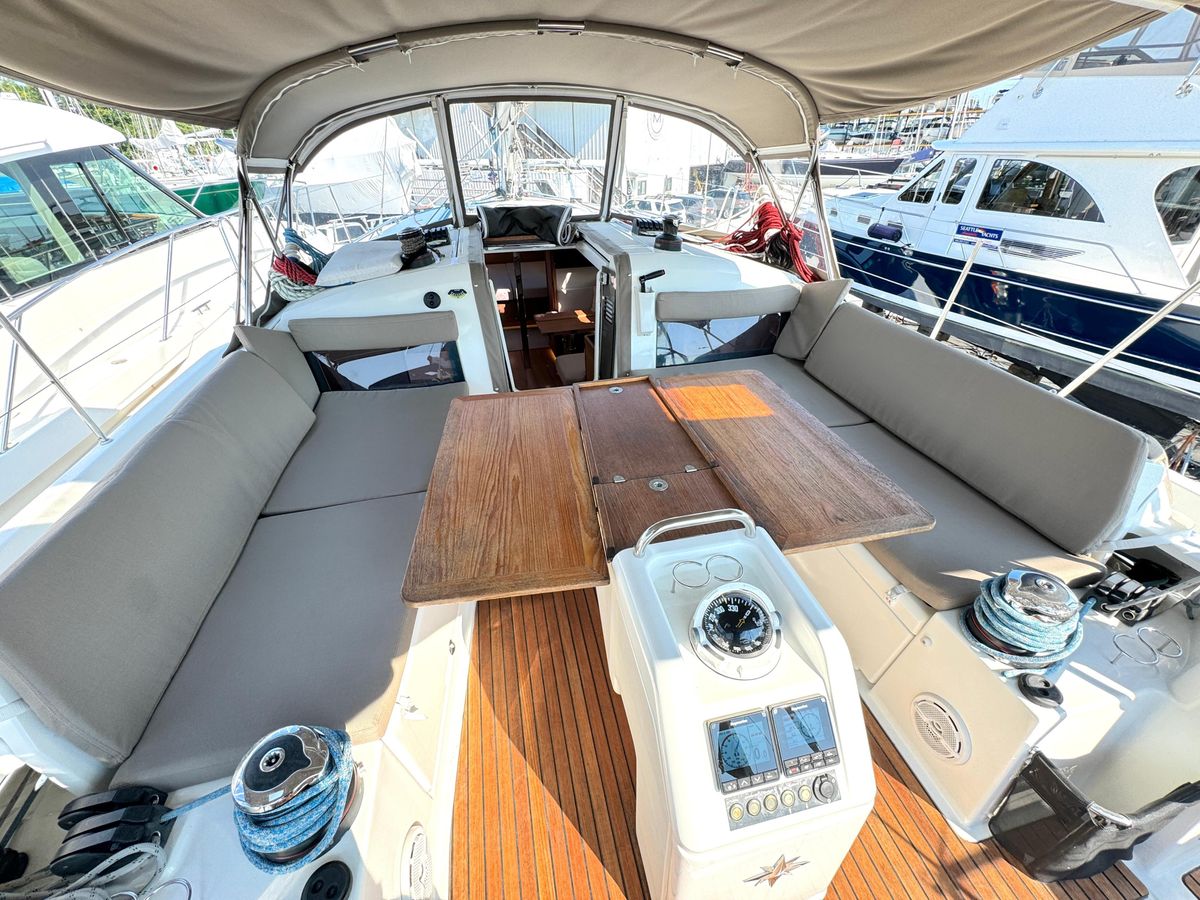 2019 Jeanneau 44 