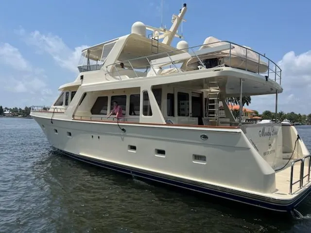 Moody Blue Yacht Photos Pics Port Profile