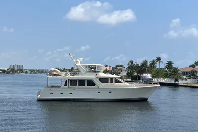 Offshore Yachts 66/72 Pilot House