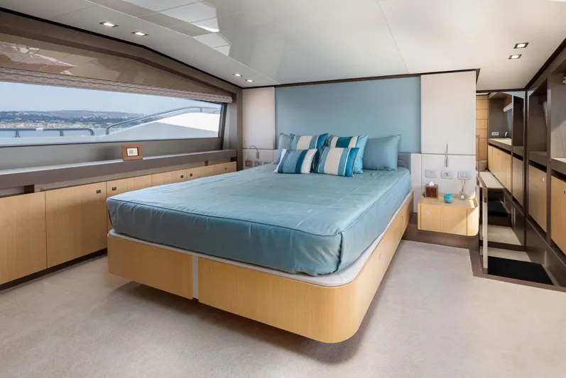 No Problem Yacht Photos Pics 