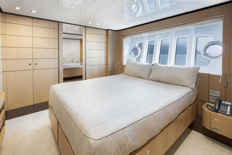 No Problem Yacht Photos Pics 