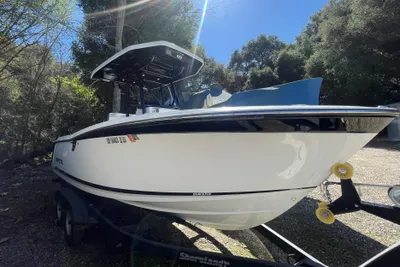 Blackfin 212 CC