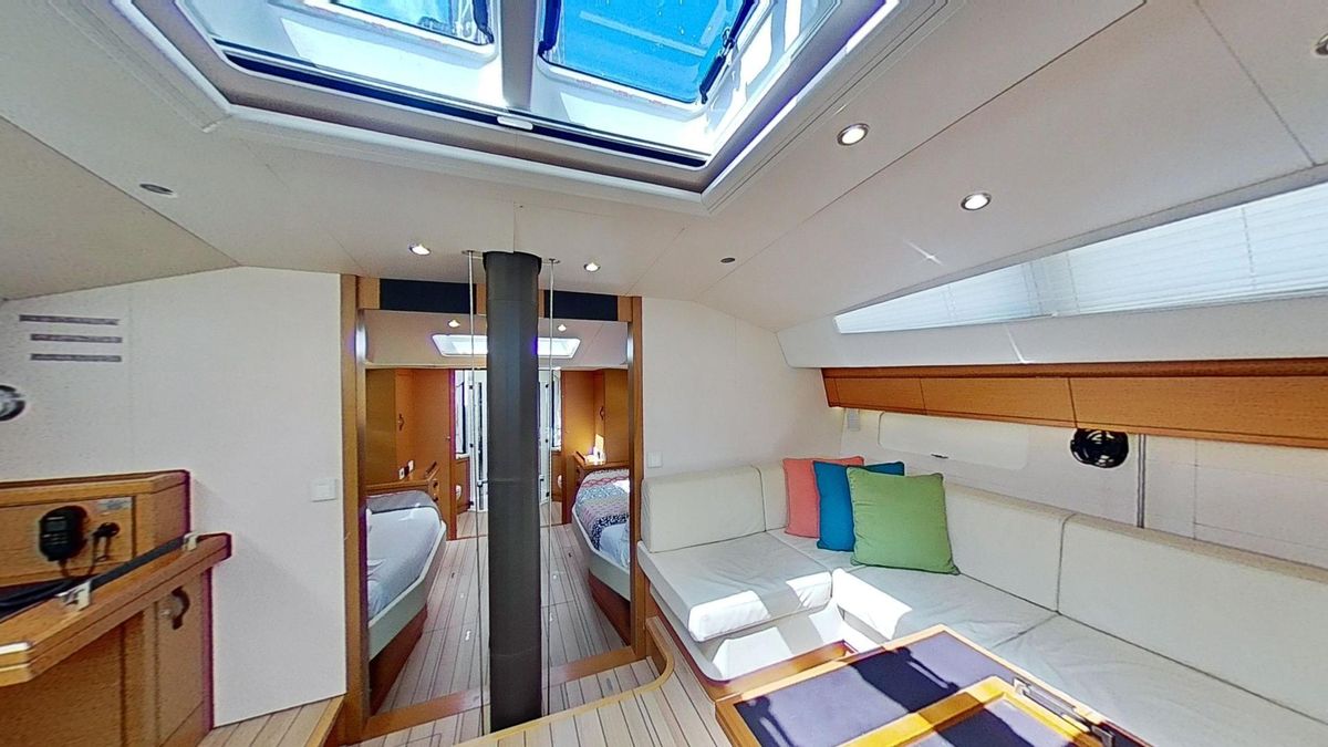 2018 Jeanneau 65 