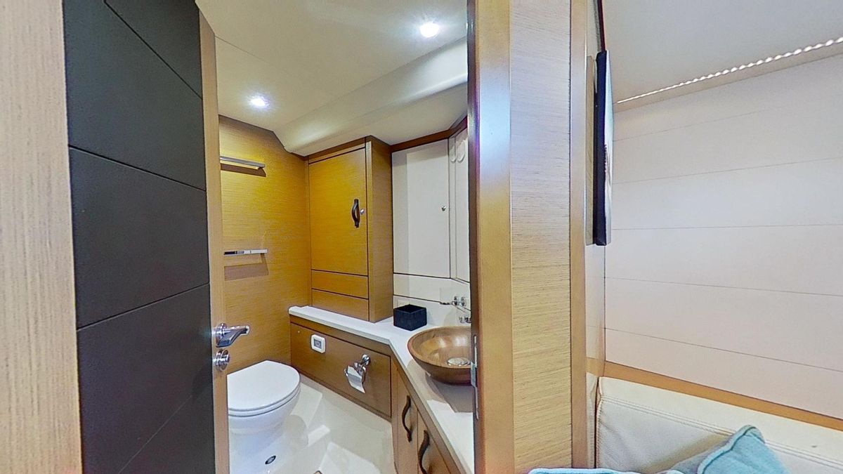 2018 Jeanneau 65 