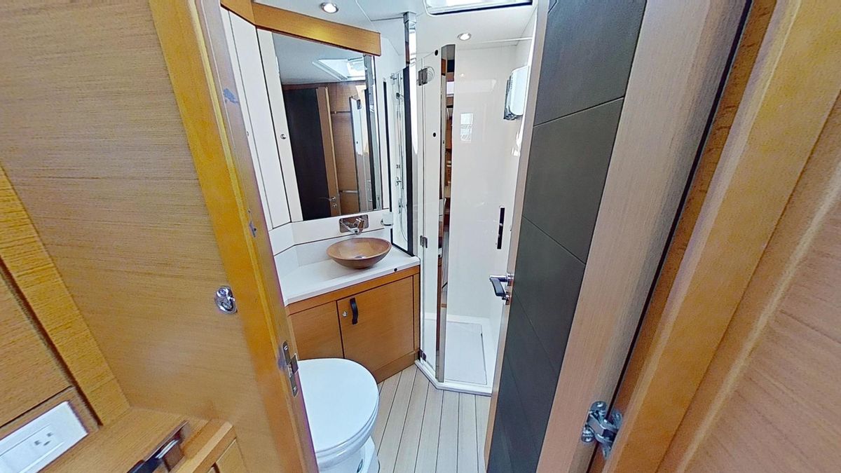 2018 Jeanneau 65 