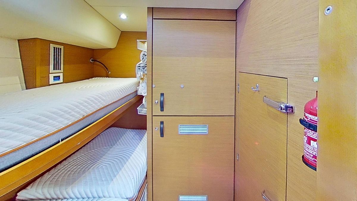 2018 Jeanneau 65 