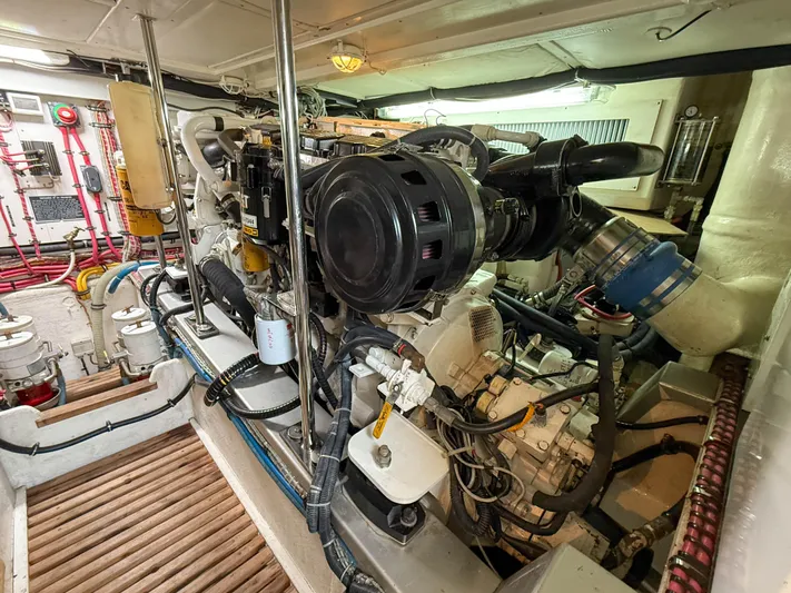 Bira Yacht Photos Pics 