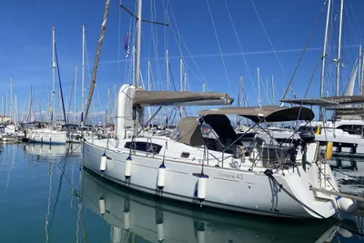 Beneteau Oceanis 43 Diesel boats for sale in Lefkada | YachtWorld