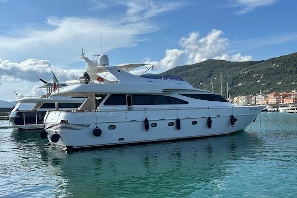 2001 Admiral Ghibli 24