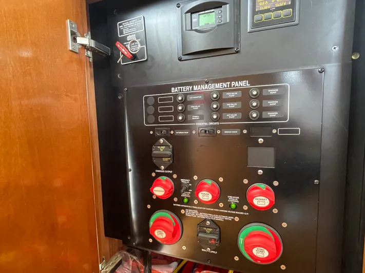 Queen Alexia Yacht Photos Pics Battery management panel in a 2005 Meridian 341 Sedan boat.