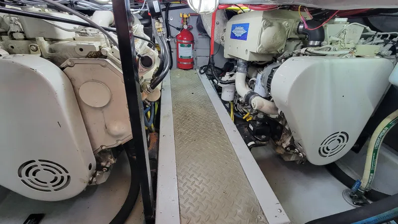 Queen Alexia Yacht Photos Pics 