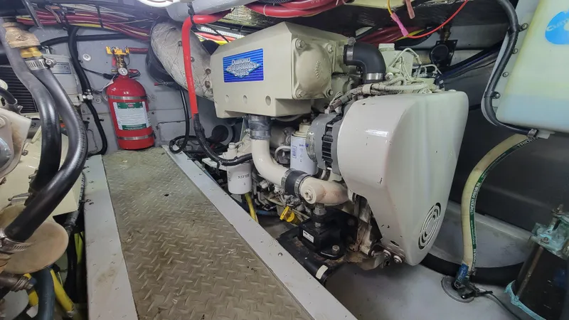 Queen Alexia Yacht Photos Pics 