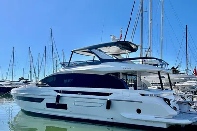 2024 Azimut 72 FLY