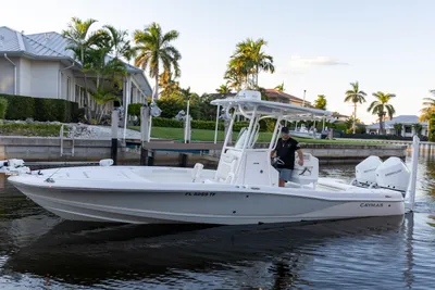 Caymas 28 HB Twin