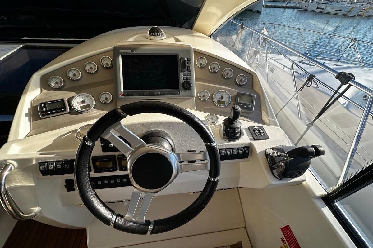 2011 Prestige 43 