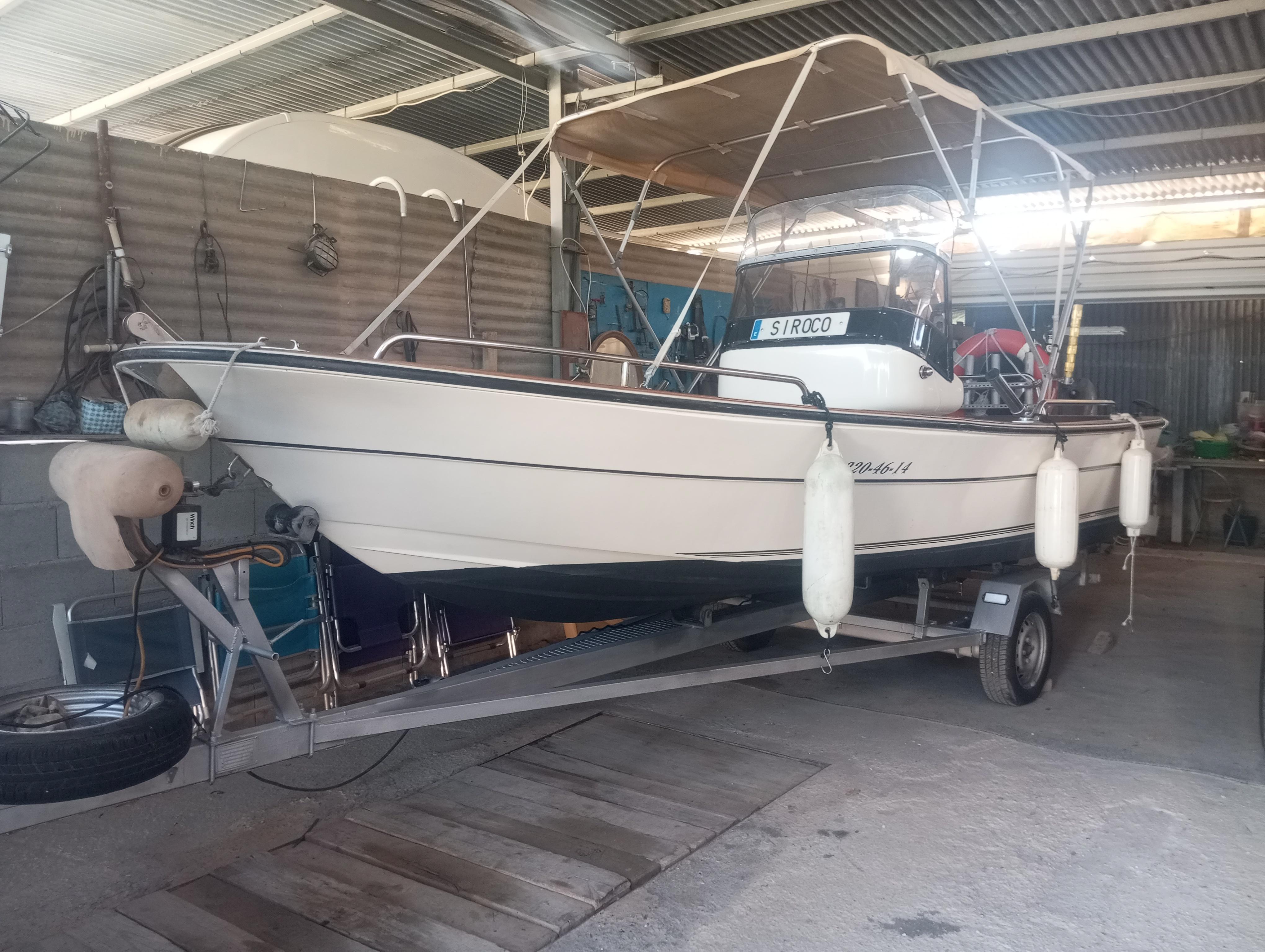 Used 2014 Custom CORIN - Alicante | TopBoats