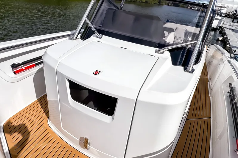  Yacht Photos Pics Modern STERK 31 boat, 2025 model, featuring sleek design and spacious deck.
