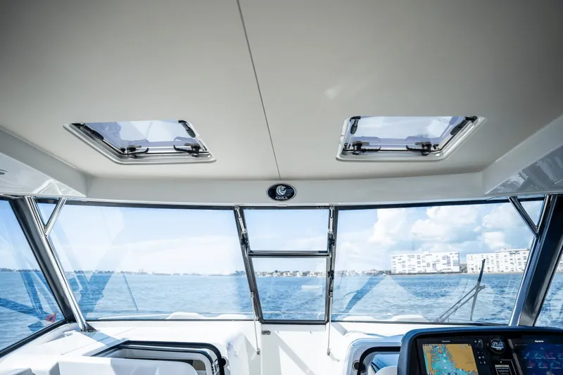 Lost & Found Yacht Photos Pics 