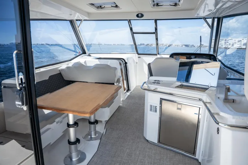 Lost & Found Yacht Photos Pics 