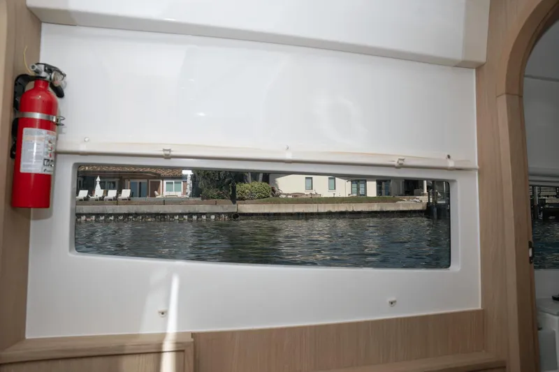 Lost & Found Yacht Photos Pics 