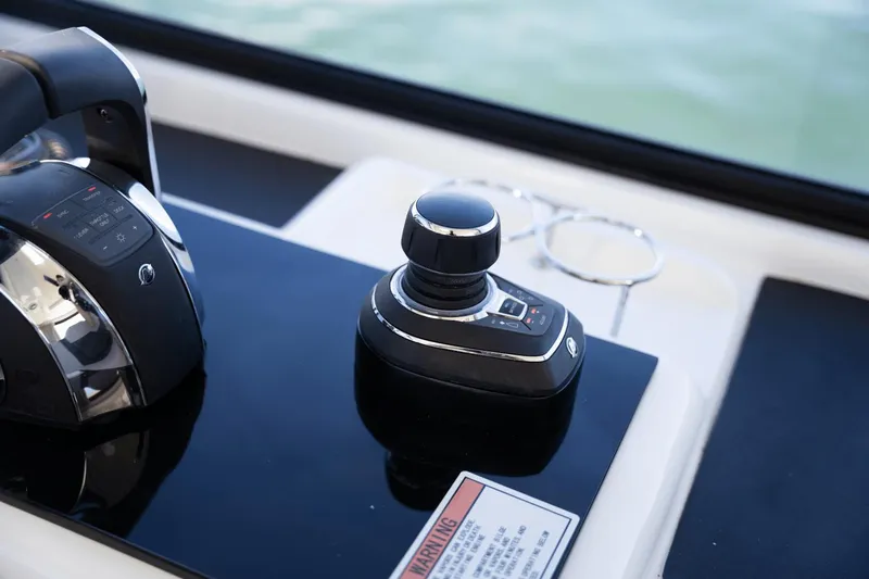 Lost & Found Yacht Photos Pics 