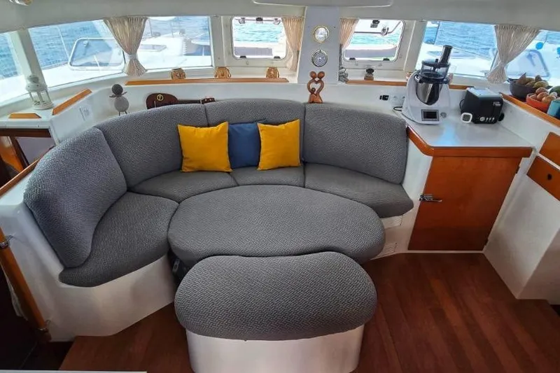 Alego Yacht Photos Pics Interior of 2007 Lagoon 380 S2 yacht with cozy seating and modern amenities.