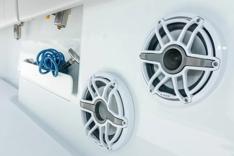  Yacht Photos Pics Boat speakers and coiled hose on 2022 Freeman 37 VH model.