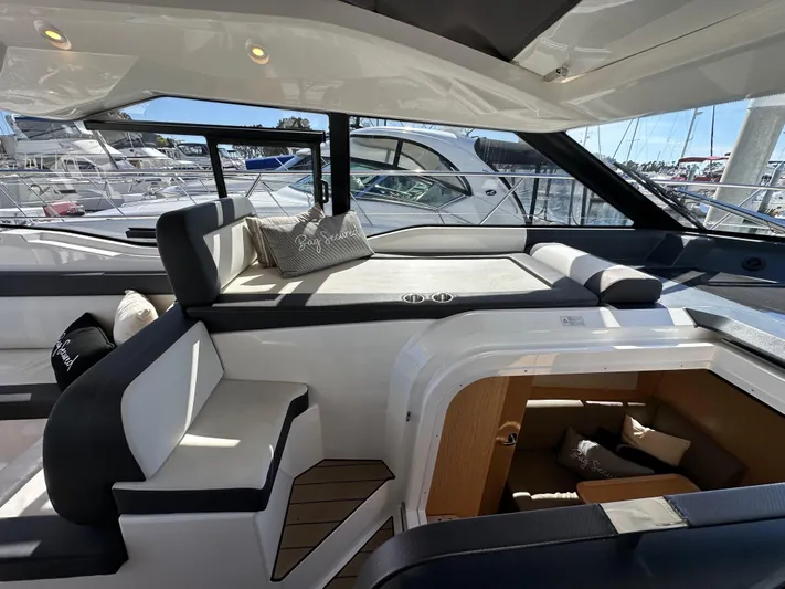 Bag Secured Yacht Photos Pics 