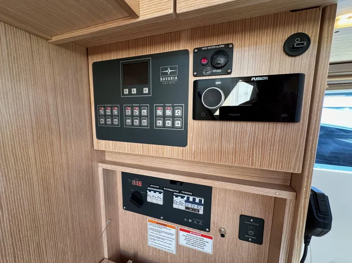 Bag Secured Yacht Photos Pics 