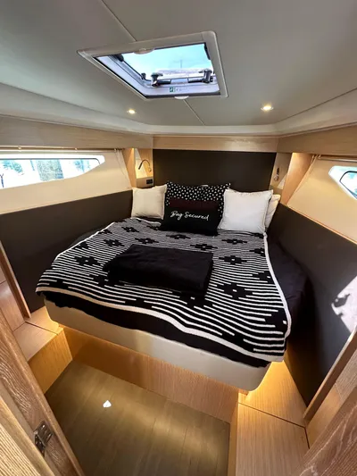 Bag Secured Yacht Photos Pics 