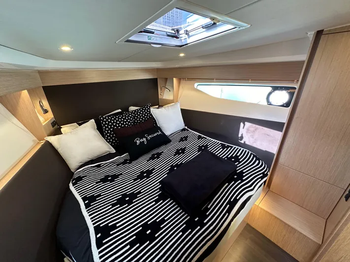 Bag Secured Yacht Photos Pics 