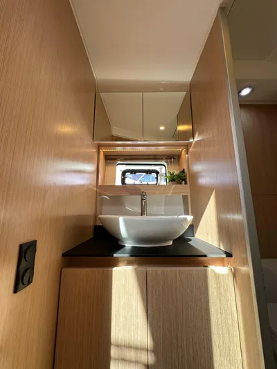 Bag Secured Yacht Photos Pics 