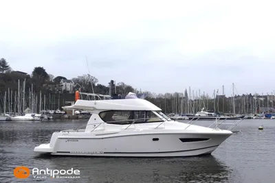 Jeanneau Merry Fisher 10