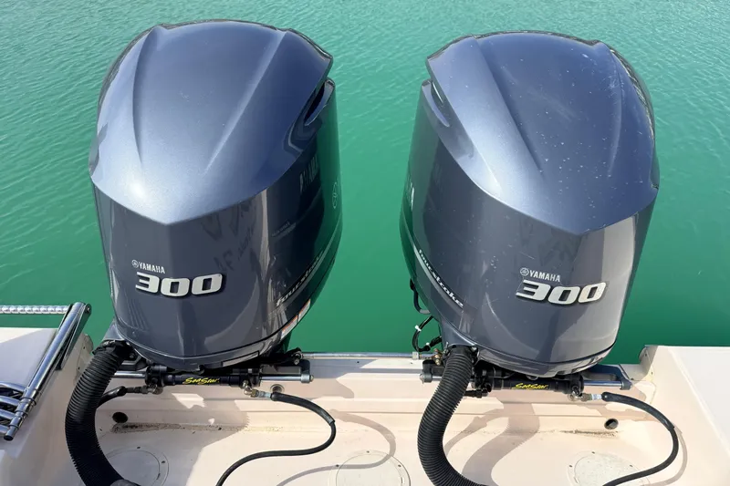  Yacht Photos Pics Twin Yamaha 300 outboard engines on a 2013 Grady-White Canyon 306 boat.