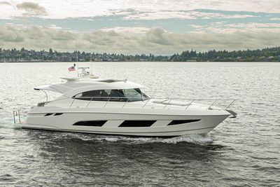 Yacht