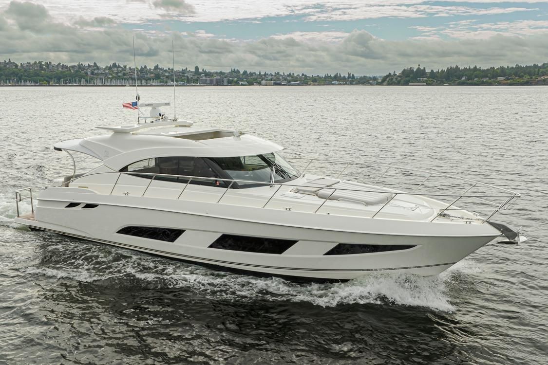 2018 Riviera 50 