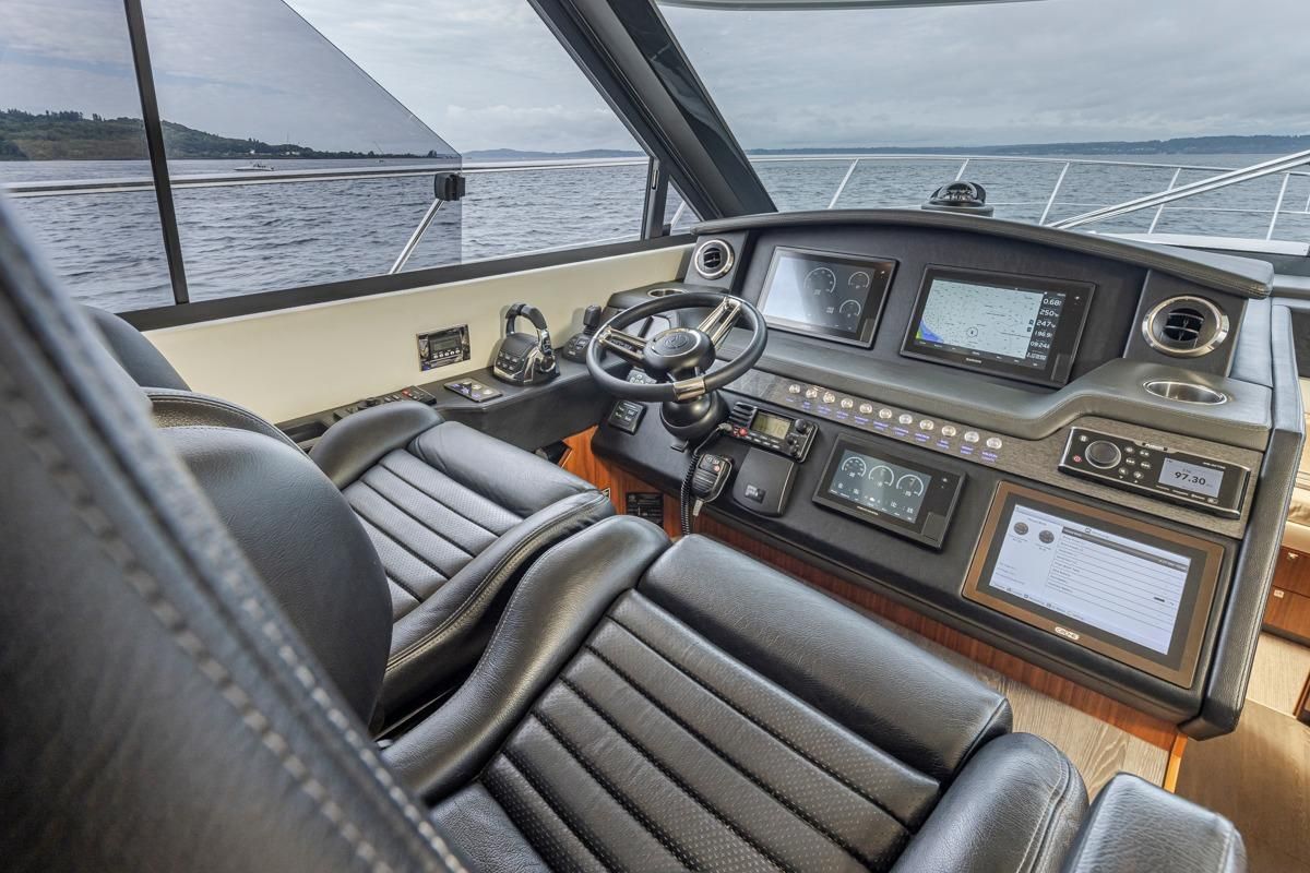 2018 Riviera 50 
