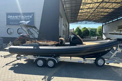 2023 SPX RIB 24 Dinette
