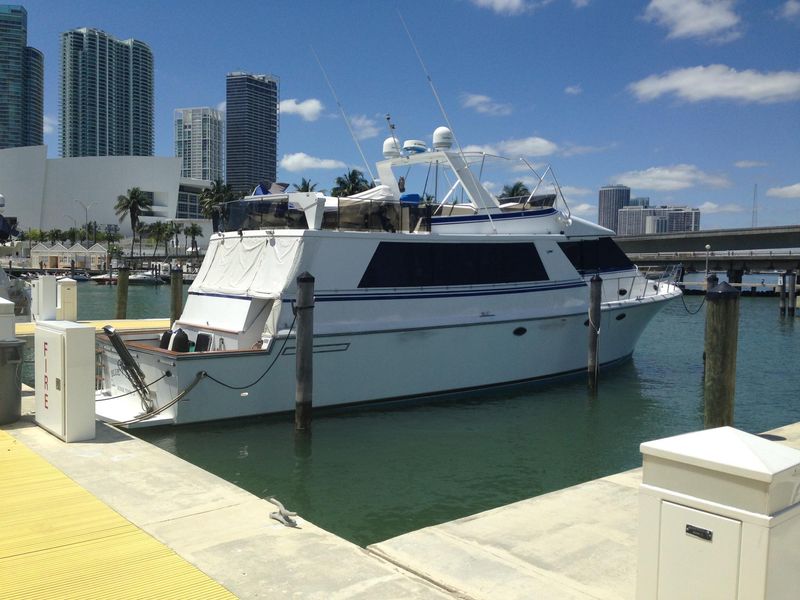 1991 Vantare COCKPIT MOTOR YACHT