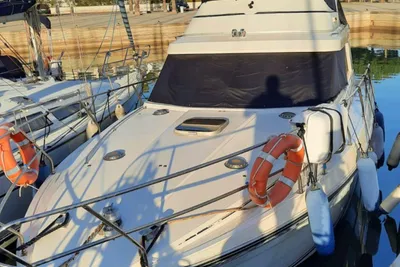 1990 Princess 330