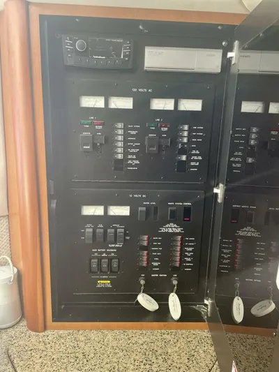 Yacht Photos Pics Electrical control panel on a 2006 Sea Ray 44 Sundancer yacht.